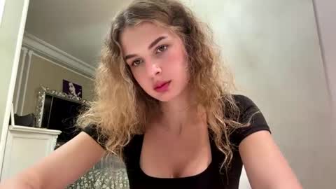 Zoe online show from 28, 7, 2026