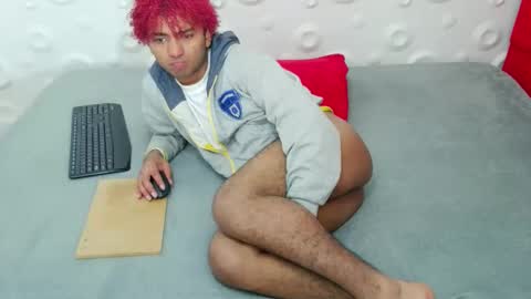 Snapshot of felipecams chatting on 30, 11, 2025 andres felipe benitez online show from 30, 11, 2025