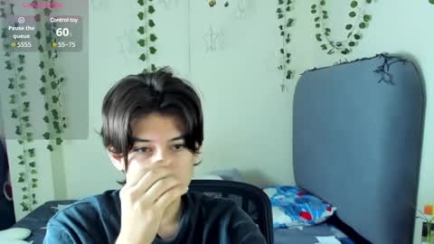 Snapshot of felix_leex chatting on 15, 12, 2024 Felix leex online show from 15, 12, 2024