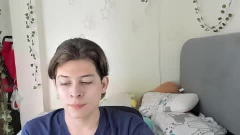 Snapshot of felix_leex chatting on 22, 9, 2025 Felix leex online show from 22, 9, 2025