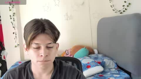 Snapshot of felix_leex chatting on 8, 10, 2025 Felix leex online show from 8, 10, 2025