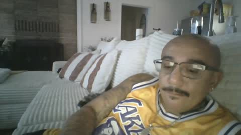 felixrlarios25 online show from 21, 7, 2026