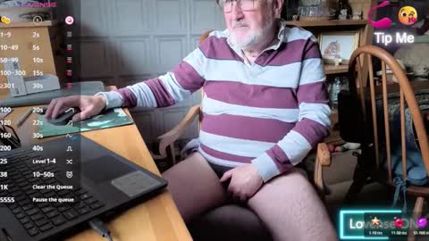 Adam online show from 18, 10, 2025