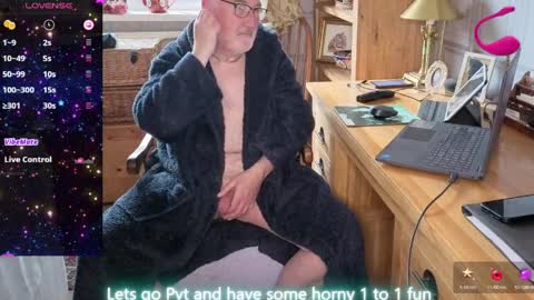 Adam online show from 9, 4, 2026