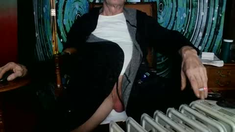 hungnsexy  online show from 4, 1, 2025