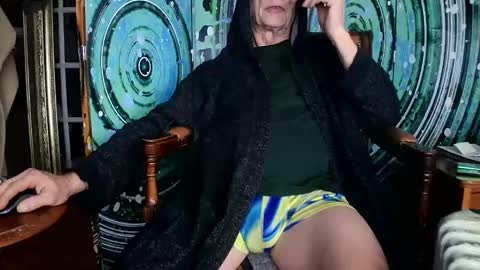 hungnsexy  online show from 13, 1, 2025