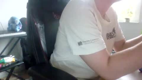 Snapshot of fem_alice_louis_dom chatting on 9, 9, 2025 fem_alice_louis_dom online show from 9, 9, 2025