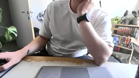 Snapshot of fem_alice_louis_dom chatting on 23, 4, 2026 fem_alice_louis_dom online show from 23, 4, 2026