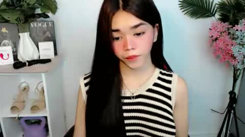 Snapshot of femylove chatting on 16, 5, 2026 YOUR BEAUTIFUL ASIANFHEMY online show from 16, 5, 2026