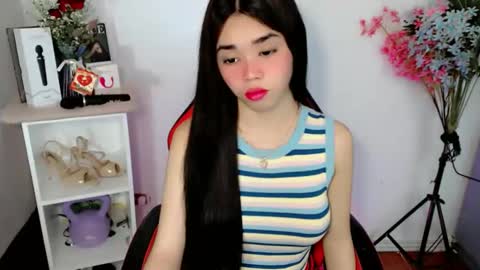 Snapshot of femylove chatting on 28, 5, 2026 YOUR BEAUTIFUL ASIANFHEMY online show from 28, 5, 2026