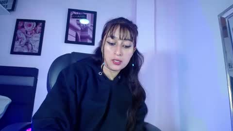 Fenix online show from 8, 4, 2026