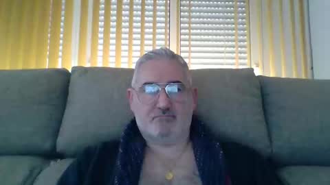 Snapshot of feralbe1976 chatting on 29, 3, 2026 Antonio online show from 29, 3, 2026