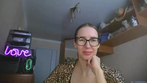 feraliss online show from 10, 3, 2026