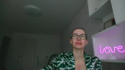 Snapshot of feraliss chatting on 13, 4, 2026 feraliss online show from 13, 4, 2026