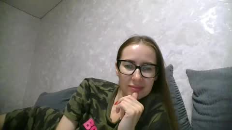 feraliss online show from 27, 7, 2026