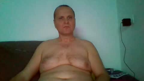 Snapshot of ferkooo111 chatting on 12, 11, 2025 Dorotheo online show from 12, 11, 2025