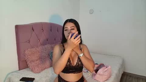Fernanda online show from 23, 7, 2026