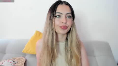 Snapshot of fernanda_aaa chatting on 5, 4, 2026 fernanda online show from 5, 4, 2026