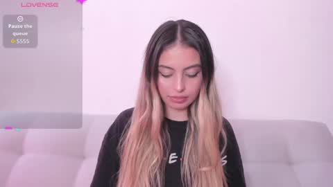 Snapshot of fernanda_aaa chatting on 11, 5, 2026 fernanda online show from 11, 5, 2026