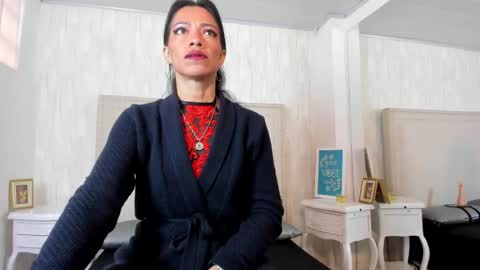 Fernanda  online show from 27, 4, 2026