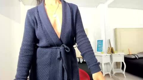Fernanda  online show from 7, 5, 2026