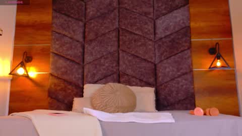 FERNANDA BROWN  online show from 21, 3, 2026