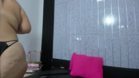 Snapshot of fernandaclar chatting on 12, 9, 2025 Fernandaclar online show from 12, 9, 2025