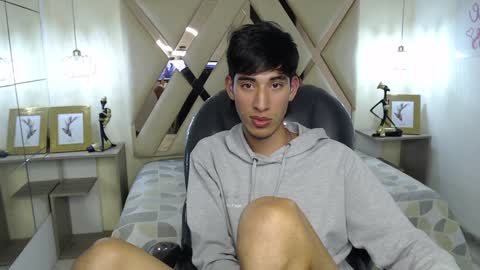 FER PHOENIX online show from 7, 1, 2025