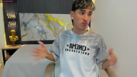 FER PHOENIX online show from 4, 10, 2025