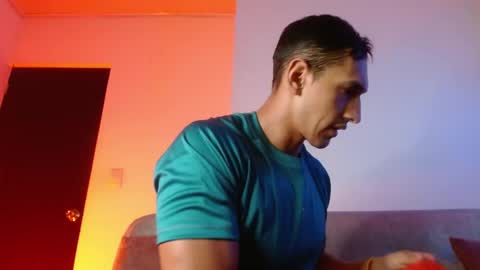  Festbody1 online show from 18, 1, 2025