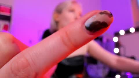 Snapshot of fetishrey chatting on 1, 3, 2025 Rey online show from 1, 3, 2025