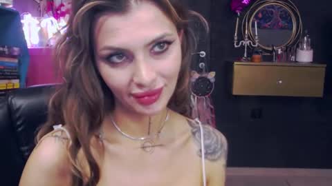 Sarah online show from 11, 3, 2025