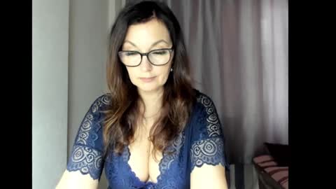 Snapshot of fey_bb chatting on 7, 12, 2024 Milana online show from 7, 12, 2024