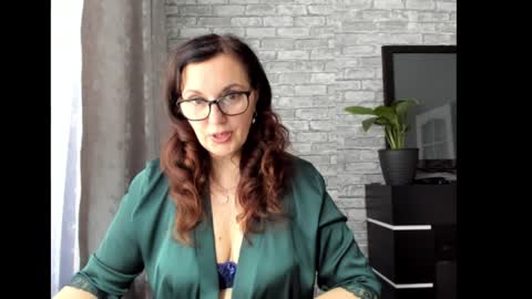 Snapshot of fey_bb chatting on 28, 1, 2025 Milana online show from 28, 1, 2025
