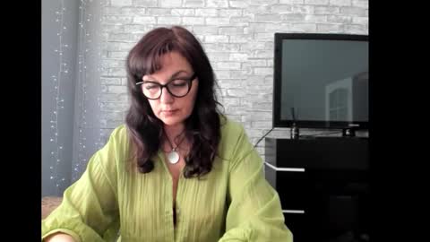 Snapshot of fey_bb chatting on 6, 2, 2026 Milana online show from 6, 2, 2026