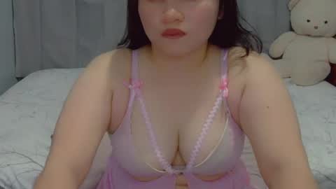 fhwilloughbyxx online show from 17, 4, 2026