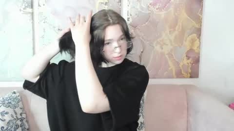 fiamoory online show from 28, 5, 2026
