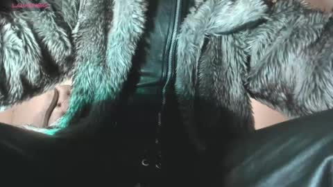   online show from 23, 4, 2026