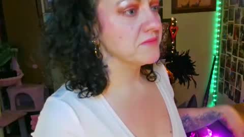 fieryminx67 online show from 3, 2, 2026