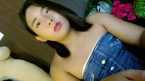 Cassandra Madrigal online show from 4, 2, 2026