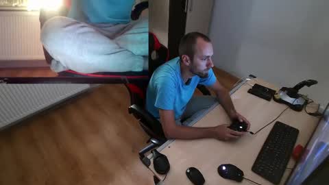 Jane and Findo online show from 5, 3, 2025