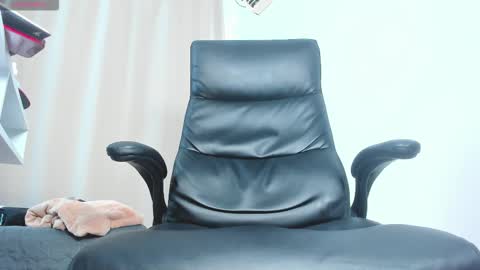 FindomGuyXXX online show from 10, 9, 2025