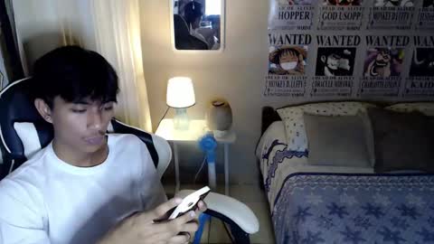 fineboii_rey18 online show from 29, 4, 2026