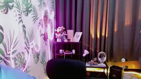 finestgodes_aki online show from 10, 3, 2026