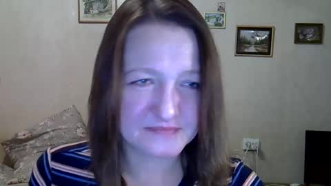 Snapshot of finika_say chatting on 13, 11, 2025 finika_say online show from 13, 11, 2025