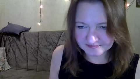 Snapshot of finika_say chatting on 4, 12, 2025 finika_say online show from 4, 12, 2025