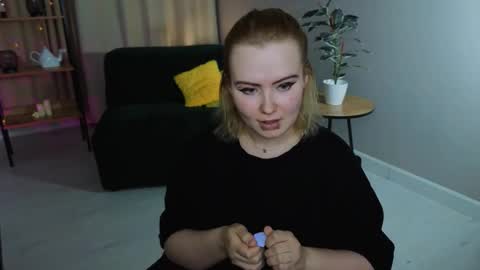 Fiona online show from 28, 3, 2026