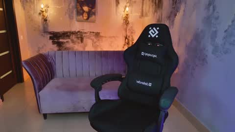 fiora online show from 2, 2, 2025