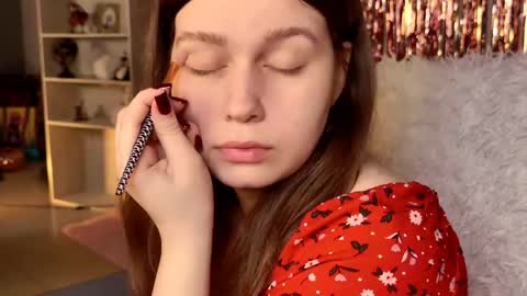 fiora online show from 25, 4, 2026