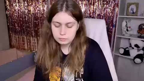 fiora online show from 26, 7, 2026